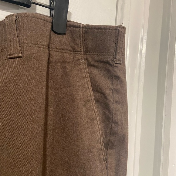 Haggar Mens Size 40x32 Brown Elastic Comfort Waist Stretch No Iron Chino Pants - Picture 9 of 9